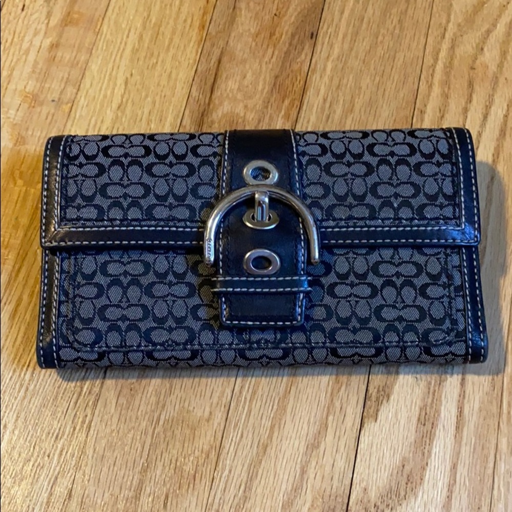 Coach wallet